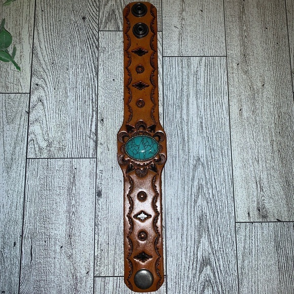 Emery Rose NWOT Brown PU Leather Brown Turquoise Stone Wrap Bracelet - Picture 7 of 11